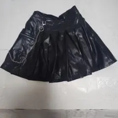 ブラックプリーツスカート 合成皮革NOEMIE