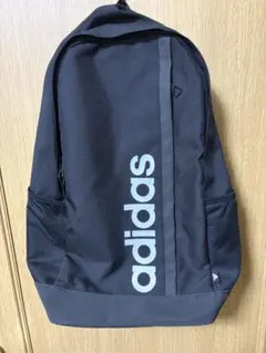 アディダス リュック バックパック エッセンシャルズ　ロゴ