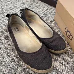 UGG★フラットシューズ★K TASSY EYELETのサムネイル