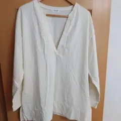 長袖カットソー