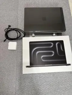 MacBook Pro M4 1TB