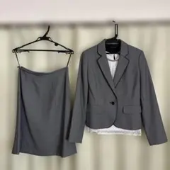 レディース　スーツ