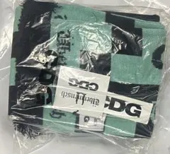 CDG G-DRAGON CHECKERED STOLE mint