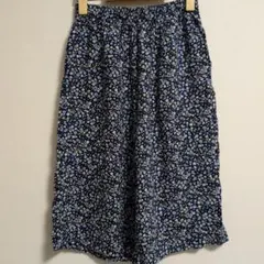 ユニクロ リラコネイビー 小花柄