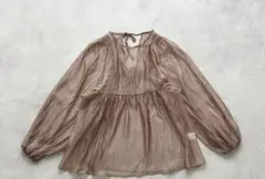 美品 バックリボンプルオーバー シアーシャツ