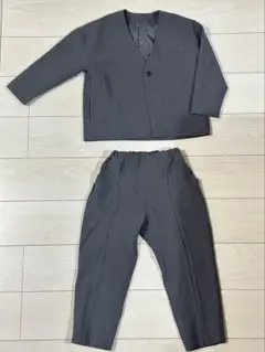 グレー ジャケットとパンツ セット（ノーカラー）