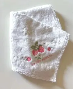 ローラアシュレイハンドタオル ローラアシュレイタオルハンカチ　イチゴ刺繍