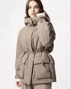 ユニクロ　ハイブリッドダウンコート　フード付き ダウンジャケット　S