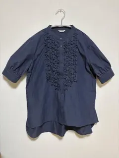 Te chichi フリル付きネイビー半袖シャツ Mサイズ