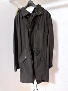 ✳︎ブラックファー付きモッズコート　サイズM
