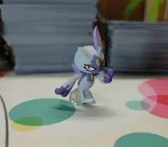 ポケモンスケールワールド ヒスイ地方 ニューラ ヒスイのすがた