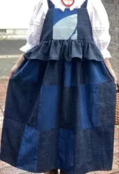 古布　　大小の雪ん子絣➕藍布濃淡パッチワーク　チュニックワンピース 古布 大小の雪ん子絣➕藍布濃淡パッチワーク チュニックワンピース