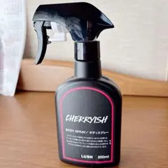 LUSH ボディスプレー STRAWBERRY FEELS FOREVER - メルカリ
