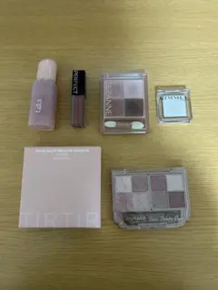 コスメまとめ売り