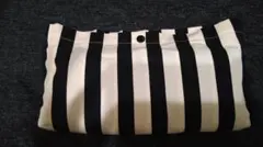 ストライプ授乳ケープ ボタン付き