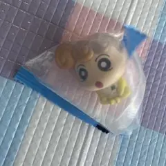 クレヨンしんちゃん プチッとすわりマス ミニフィギュア　ひまわり