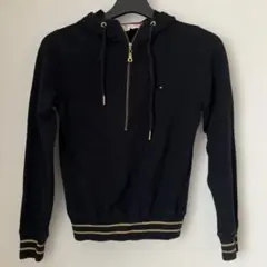 Tommy Hilfiger 黒　ハーフジップアップパーカー　サイズ表記O