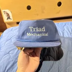 Triad Mechanical 刺繍 キャップ ブルー