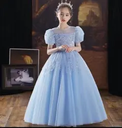 〈値下げ〉ドレス　ブルー130センチ