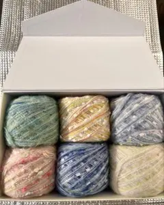 【毛糸】SALE ファンシーヤーン素材糸（約2~3メートル × 6点）