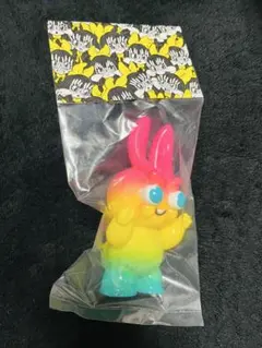 ブラックラビット BLACK RABBiT うさぎラメ 赤色 フィギュア - メルカリ