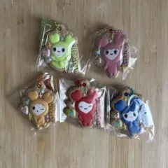 TWICE LOVELYS ビスケット&チャーム セット