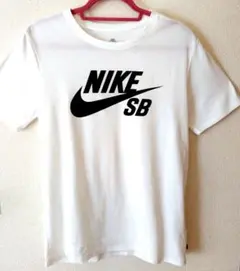 Item thumbnail for item 8990c68f-0d4f-4a3b-9ba6-0e1d854ff7cf