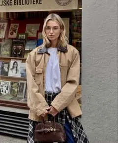 Carhartt オリーブグリーン ミリタリージャケット