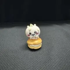 ちいかわ たべものいっぱいマスコット シュークリーム