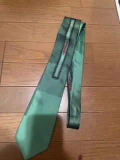 ネクタイ ベルサーチ