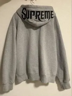 2026年最新】supreme ジップパーカー グレーの人気アイテム - メルカリ