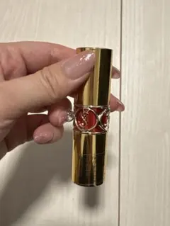 イヴ・サンローラン ルージュ ヴォリュプテシャイン No.21
