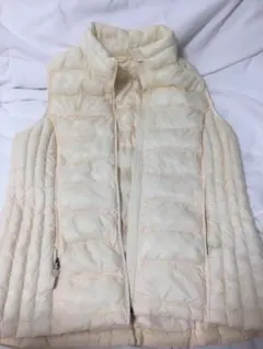 アイボリー キルティング ノースリーブベスト