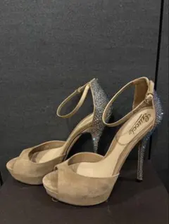 Gucci ベージュ ストーン付き　スエード ハイヒール　39　グッチ