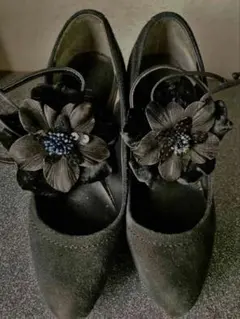 ダイアナ　フラワーストラップ付き　厚底ブラックビジューハイヒール　22.0 美品