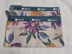 レスポートサック　LeSportsac　ポーチ　集英社　エクラ　付属　花柄のサムネイル