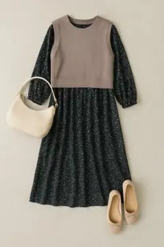 【Honeys】花柄ワンピース レイヤード風 ベスト長袖 ネイビー Mサイズ