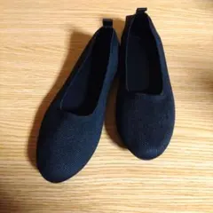 ブラック ラウンドニットシューズ　メッシュ　フラットシューズ　LL　24.5cm