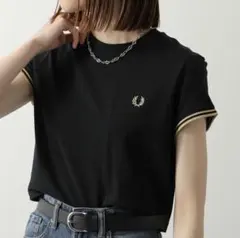 FRED PERRY 半袖 Tシャツ ブラックのサムネイル