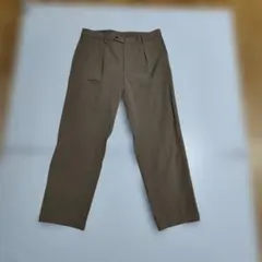 UNIQLO　ユニクロ　感動タックパンツ　サイズ79 ベージュ　股下約66cm