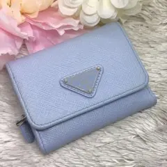 現行極美品✨ プラダ 三つ折り財布 サフィアーノ 三角ロゴ コンパクト