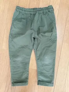 カーキ　 長ズボン