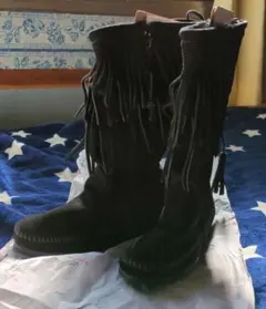 【あ様専用】MINNETONKA　フリンジブーツ　黒スエード　箱なしのサムネイル