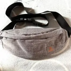 TINYAT ボディバッグ ウエストポーチ グレー