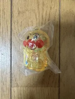 それいけ！アンパンマン シャカシャカクリアキーホルダー 黄色