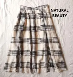 美品　NATURAL BEAUTY　タックフレアスカート　日本製　ナチュラルのサムネイル