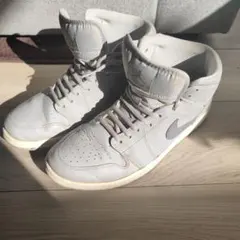 ジョーダン1 スニーカー