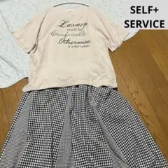 SELF+SERVICE セルフサービス★英字プリント、半袖ブラウスのサムネイル