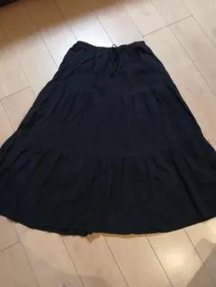 GU ブラック ティアード　ロングスカート