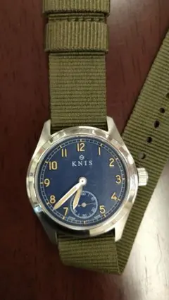 送料込み(匿名発送) KNIS (ニス) KN003 クオーツ稼働中 中古品